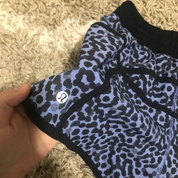 Lululemon black with purple shorts - Picture 7 of 8